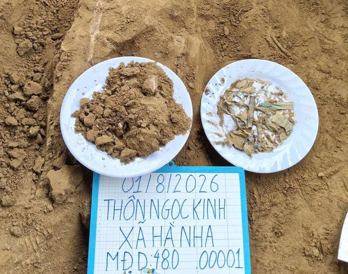 Mẫu xương và di vật được tìm thấy nghi là liệt sĩ thuộc lực lượng đặc công