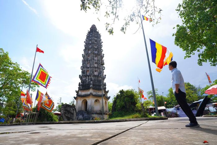 Cửu phẩm liên hoa chùa Cổ Lễ, một trong những di sản được số hóa trong dự án Sử làng sử nước