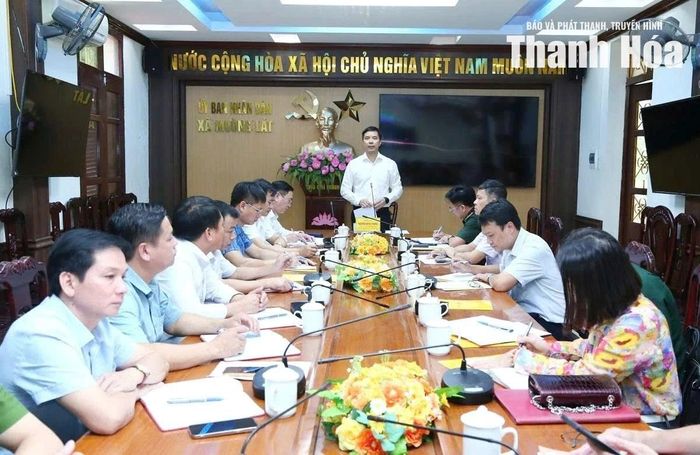 Toàn cảnh buổi làm việc.