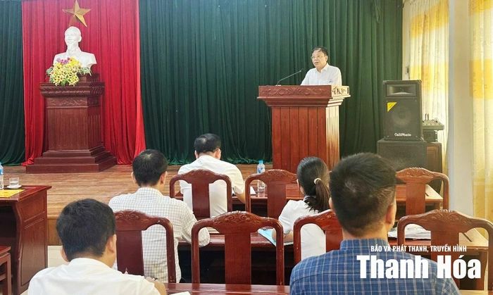 Đoàn công tác làm việc với các địa phương.