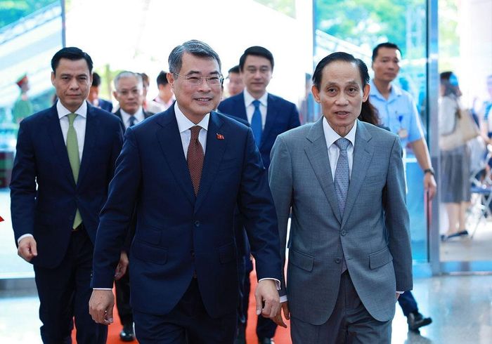 Thủ tướng Lê Minh Hưng đến dự Phiên toàn thể Hội nghị Ngoại giao lần thứ 33