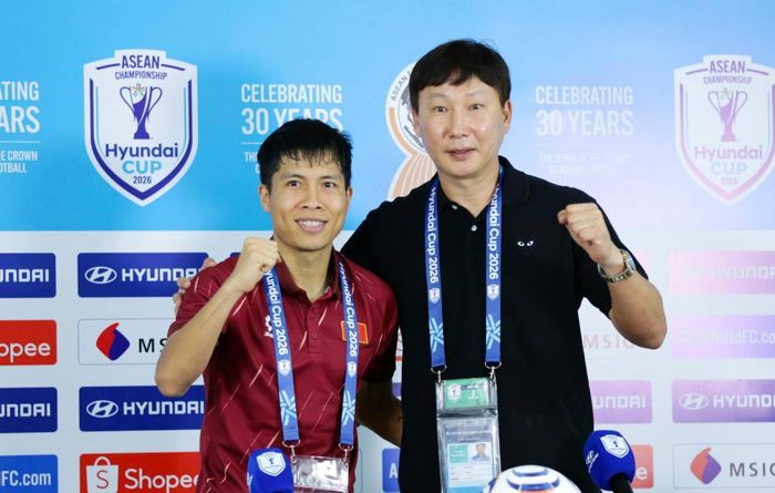 Hậu vệ sinh năm 1998 vươn lên trở thành trụ cột quan trọng bên cánh trái của tuyển Việt Nam.
