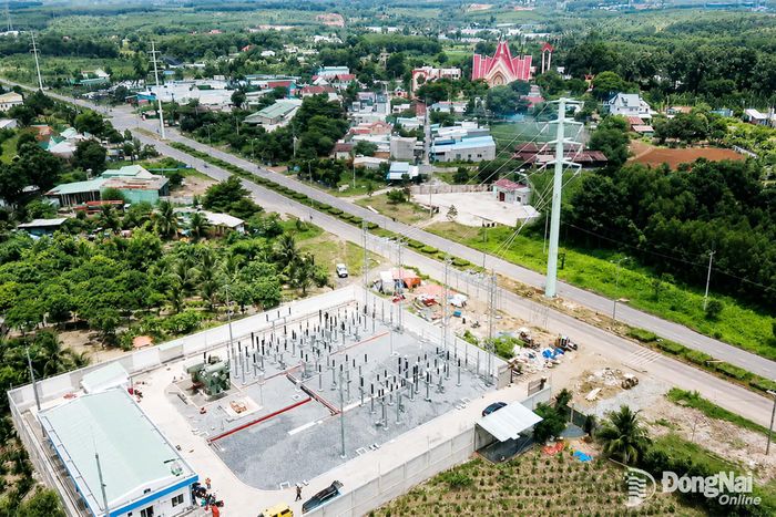 Với tổng mức đầu tư 118 tỷ đồng, Trạm biến áp 110kV Phước Tân và đường dây đấu nối sẽ góp phần tăng năng lực cấp điện khu vực phía Nam thành phố. Ảnh: Xuân Lượng