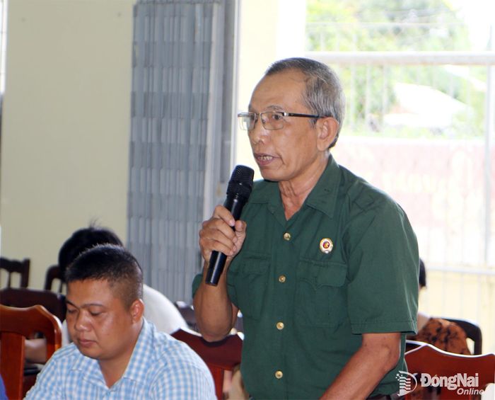 Đại diện Hội Cựu chiến binh phường Biên Hòa phát biểu tại buổi làm việc với đoàn khảo sát. Ảnh: Văn Truyên