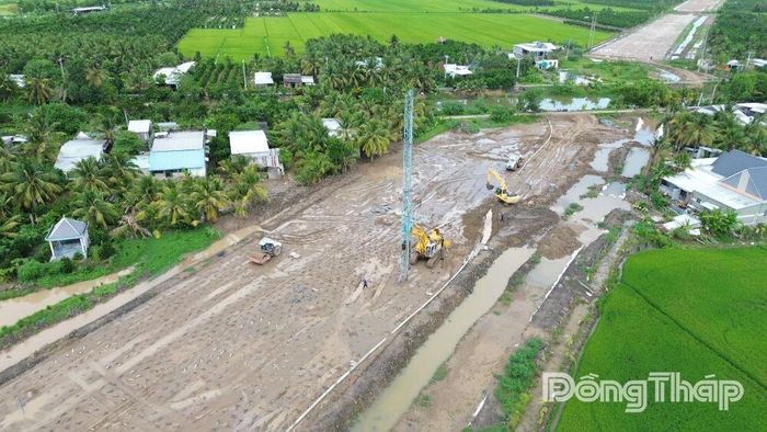 Dự án Đường phát triển vùng Đồng Tháp Mười giai đoạn 1 đang được tập trung triển khai.
