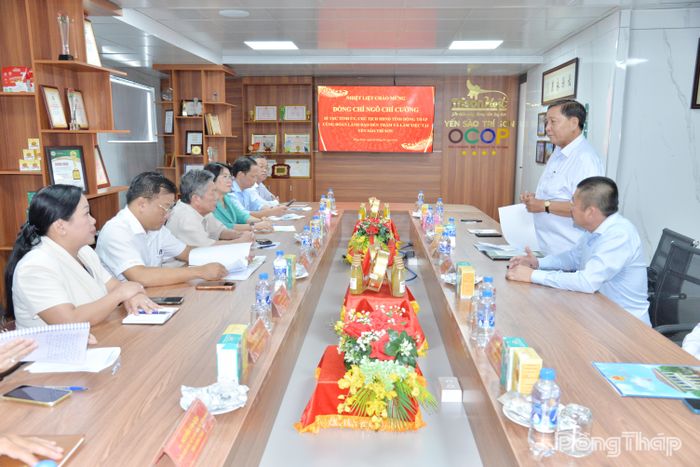 Quang cảnh buổi làm việc.