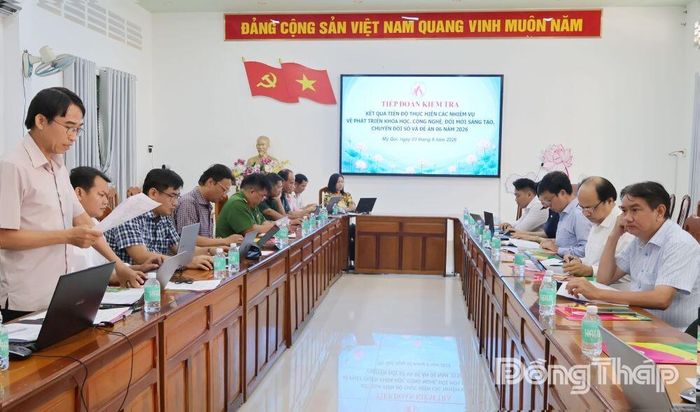 Quang cảnh buổi kiểm tra.