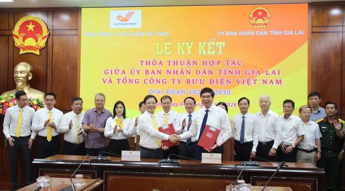 UBND tỉnh Gia Lai và Tổng công ty Bưu điện Việt Nam ký kết hợp tác giai đoạn 2026-2030. Ảnh: Trọng Lợi