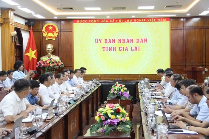  Quang cảnh buổi làm việc. Ảnh: Trọng Lợi 