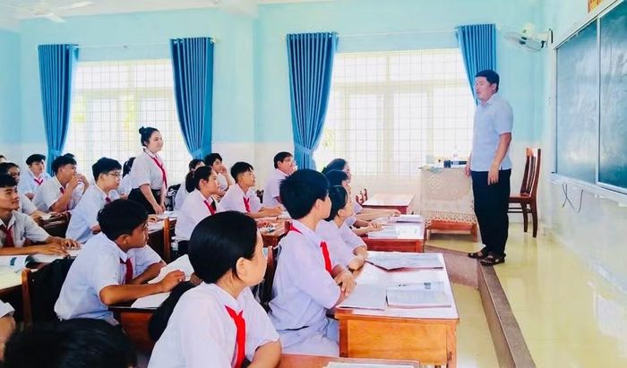 Sau khi điều chỉnh, toàn tỉnh giảm 1.293 lớp học. Ảnh: T.D