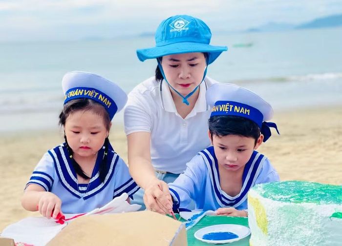 Gia Lai chủ trương cơ bản giữ ổn định đội ngũ giáo viên, bố trí theo vị trí việc làm và quy mô lớp học Ảnh: T.D