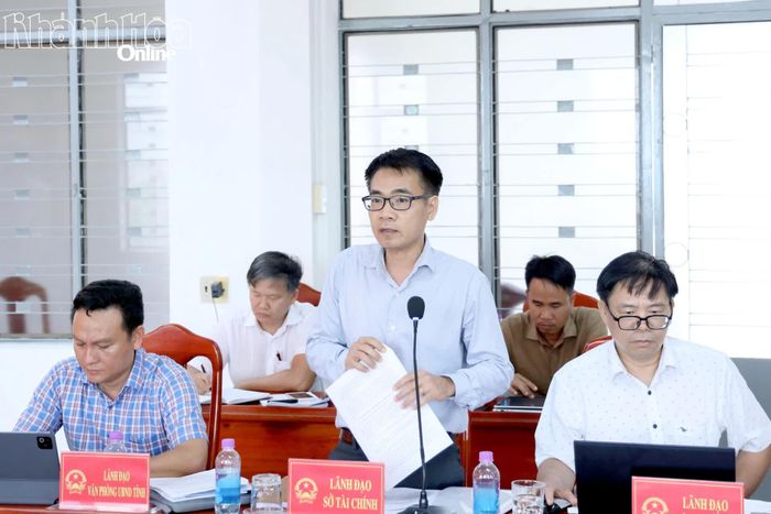 Lãnh đạo Sở Tài chính phát biểu tại buổi làm việc.