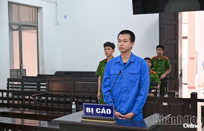 Bị cáo Huỳnh Tấn Đạt.