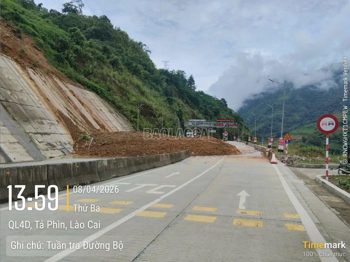 Dù đã thông xe tạm một chiều, khu vực taluy dương vẫn tiềm ẩn nguy cơ sạt trượt do khối lượng đất đá còn lớn và thời tiết diễn biến phức tạp.