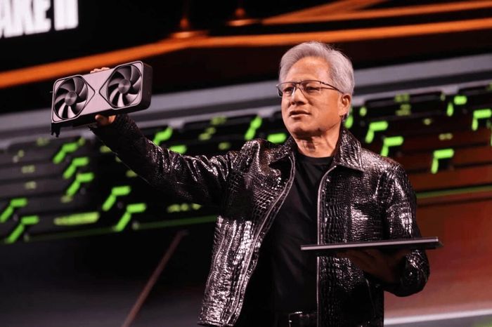 CEO Nvidia Jensen Huang tin rằng làn sóng xây dựng hạ tầng AI sẽ biến các thợ điện, thợ sửa ống nước thành triệu phú USD. Ảnh: Nvidia
