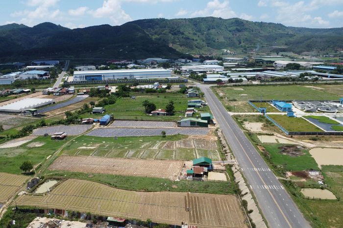 Nhiều doanh nghiệp tại KCN Lộc Sơn, phường B'Lao kiến nghị tháo gỡ khó khăn về đất đai để phục vụ hoạt động sản xuất