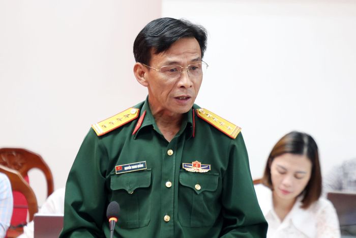 Phó Chính ủy Bộ Chỉ huy Quân sự tỉnh Lâm Đồng Nguyễn Thanh Quảng thông tin về kết quả tìm kiếm, quy tập hài cốt liệt sĩ