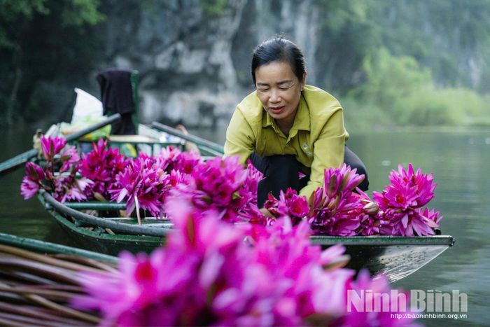 Người dân địa phương thân thiện là yếu tố ấn tượng với du khách khi đến Ninh Bình.