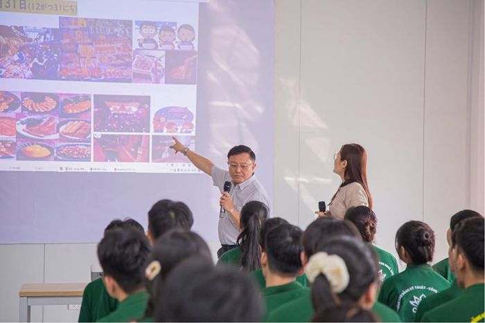 Trang bị kiến thức về văn hóa, sinh hoạt và kỹ năng thích nghi cho NLĐ trước khi sang Nhật Bản làm việc.