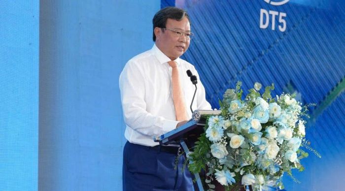 Chủ tịch UBND tỉnh Tây Ninh Lê Văn Hẳn phát biểu chỉ đạo tại Lễ khởi công Dự án Nhà máy điện mặt trời Dầu Tiếng 5 (Ảnh: Xuân Cầu Holdings)