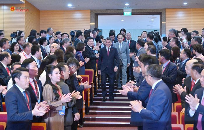 Thủ tướng Lê Minh Hưng đến dự Hội nghị Ngoại giao lần thứ 33