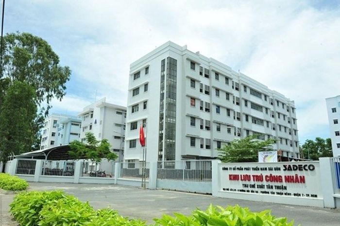 Một khu nhà lưu trú cho công nhân tại Khu chế xuất Tân Thuận trên địa bàn Quận 7 (cũ)