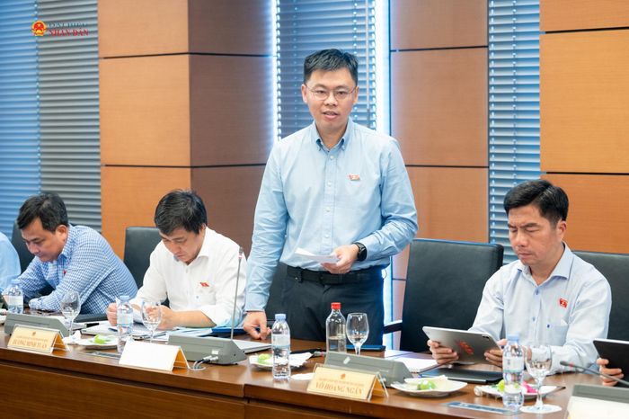 ĐBQH Trương Minh Huy Vũ phát biểu
