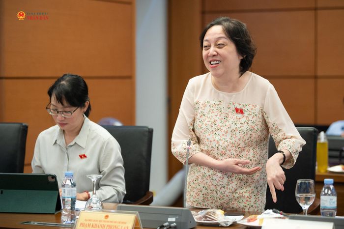 ĐBQH Phạm Khánh Phong Lan phát biểu