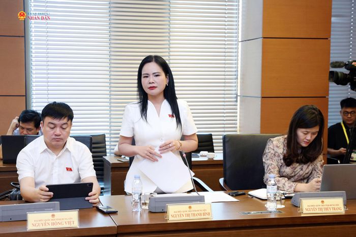 ĐBQH Nguyễn Thị Thanh Bình (Hưng Yên) phát biểu