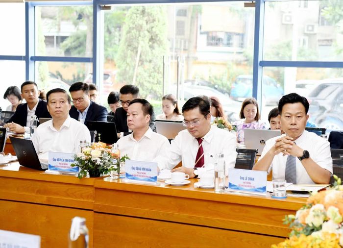 Các đại biểu tham dự hội thảo