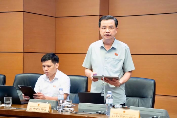 Đại biểu Bế Thanh Tịnh (Đoàn Cao Bằng) nhấn mạnh, loại trừ và miễn trách nhiệm hình sự là sự khoan hồng rất lớn.
