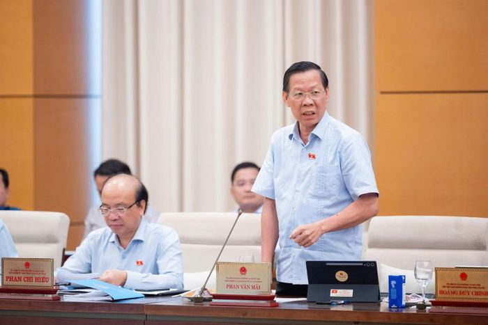 Chủ nhiệm Ủy ban Kinh tế và Tài chính Phan Văn Mãi cũng đề nghị tiếp tục hoàn thiện hồ sơ, làm rõ hơn vị trí, sứ mệnh của Quảng Ninh và Bắc Ninh trong liên kết với Hà Nội, Hải Phòng.