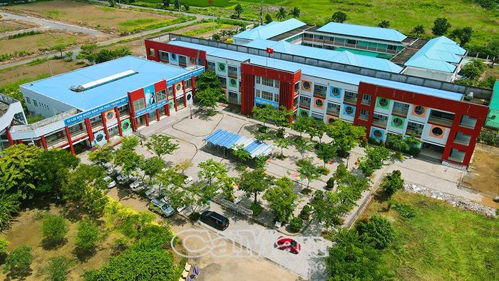 Theo lộ trình, trong năm 2026, Trường Tiểu học Nguyễn Thị Định sẽ hoàn tất hồ sơ đề nghị công nhận trường đạt chuẩn quốc gia mức độ 1.