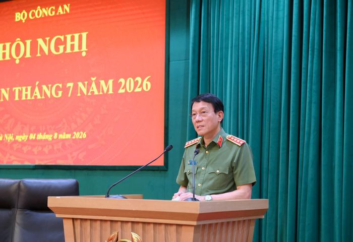 Bộ trưởng Tam Quang phát biểu 
