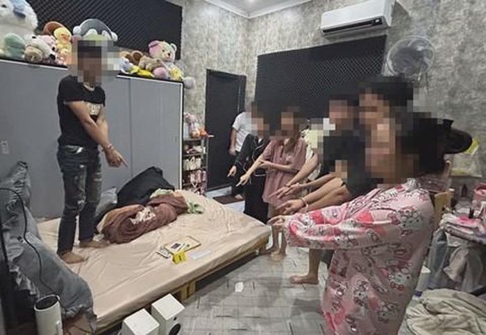 Nhóm đối tượng tổ chức mua bán và sử dụng trái phép chất ma túy