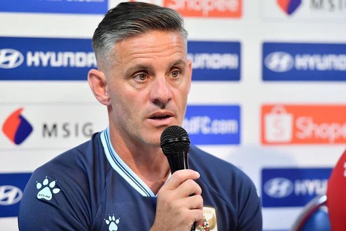 Huấn luyện viên John Herdman của Indonesia.