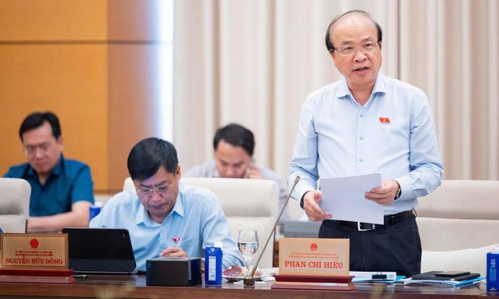 Chủ nhiệm Ủy ban Pháp luật và Tư pháp Phan Chí Hiếu.