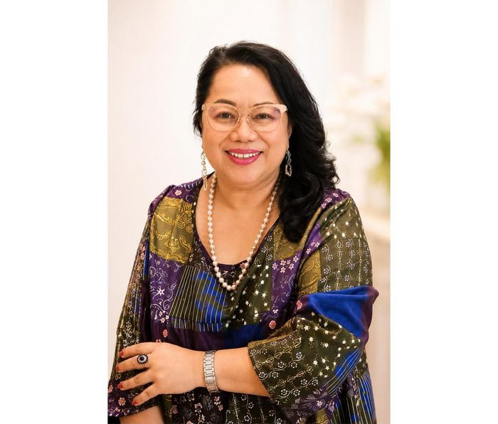 TS. Đinh Kim Dung, Phó Chủ tịch Hội đồng Kinh tế Quận 11 (Thành phố Viên, Áo).