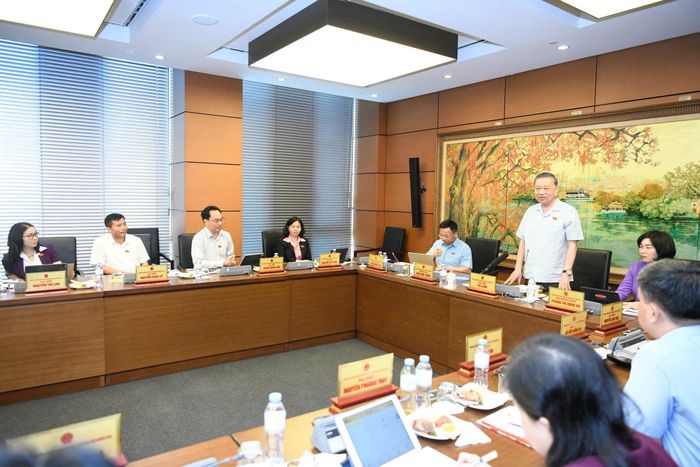 Tổng Bí thư, Chủ tịch nước Tô Lâm đánh giá cao Quy hoạch tổng thể Thủ đô Hà Nội tầm nhìn 100 năm. Ảnh: Hồ Như Ý