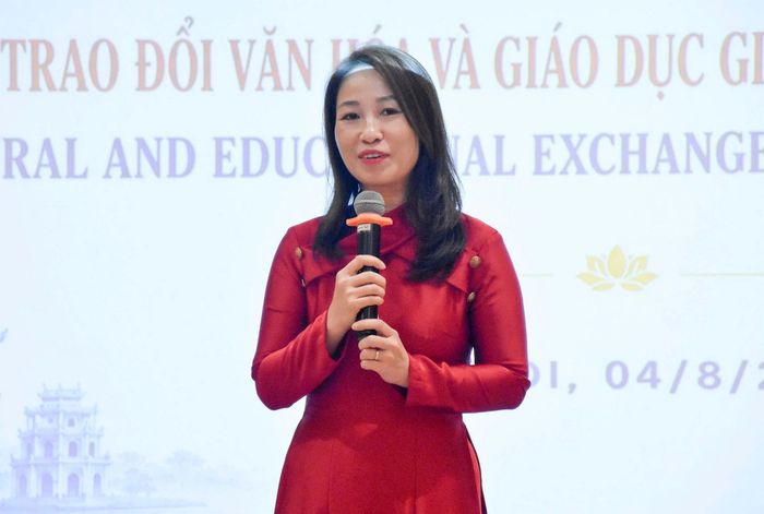 Bà Nguyễn Thị Hương, Tổng Giám đốc Hệ thống giáo dục Phenikaa phát biểu tại chương trình. Ảnh: Thảo Phạm