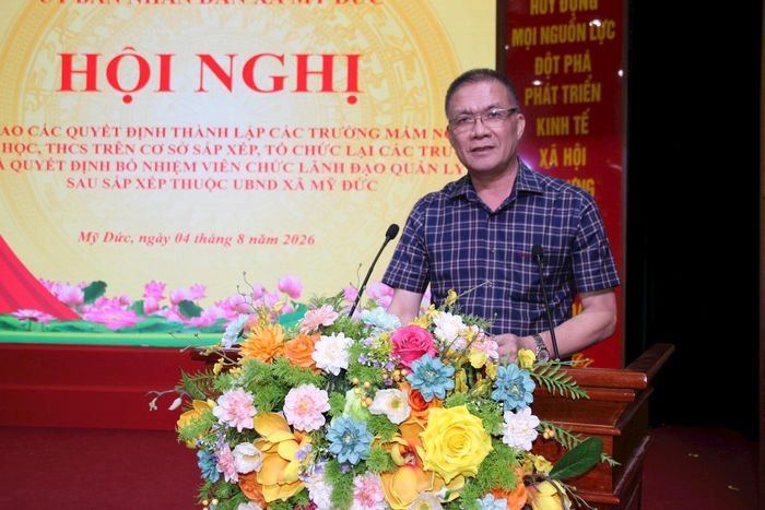 Chủ tịch UBND xã Mỹ Đức Nguyễn Quang Đường phát biểu tại hội nghị. Ảnh: Biên Phạm