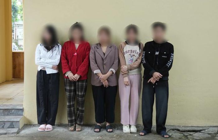 Các đối tượng trước đó tại cơ quan công an - (ảnh CACB).