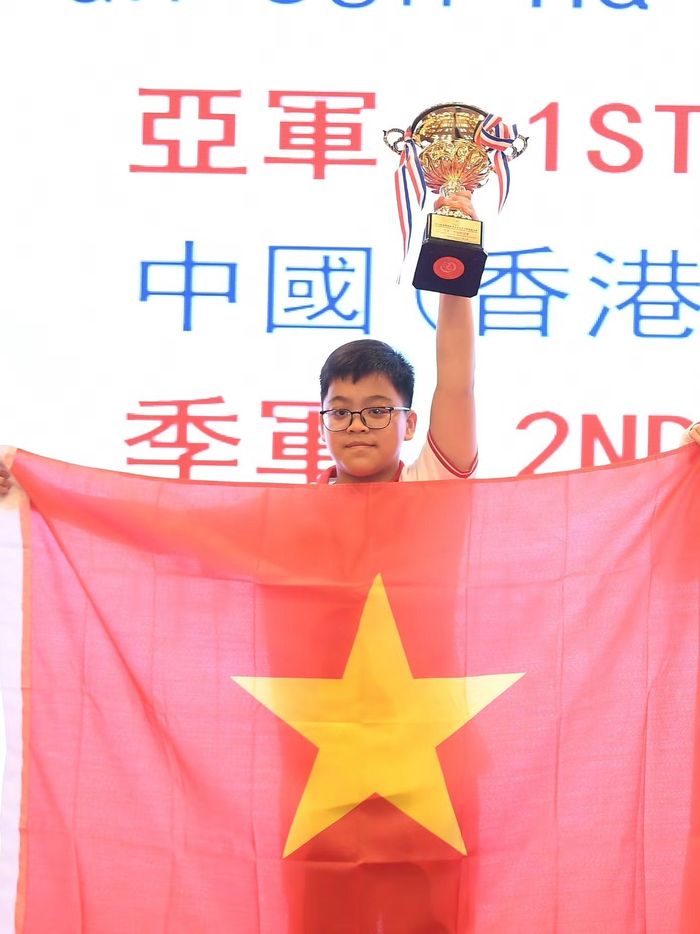 Nam sinh Sơn Hà đặt mục tiêu sẽ trở lại AIMO để chinh phục nốt chiếc cúp - International Star - danh hiệu dành cho thí sinh có thành tích nổi bật nhất của mỗi quốc gia, vùng lãnh thổ tham dự.