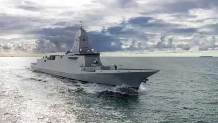Hệ thống VLS Mk 41 có thể mang theo tên lửa phòng không SM-2, SM-3, SM-6 của Mỹ, và kế hoạch tích hợp hệ thống PAC-3 MSE của Patriot, cho phép đánh chặn cả mục tiêu khí động học, đạn đạo và siêu thanh.