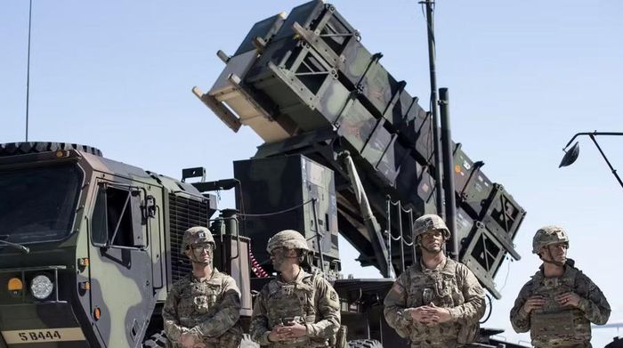 Tuy nhiên, giới lãnh đạo Washington nhiều lần phủ nhận các nhận định này và khẳng định lực lượng vũ trang Mỹ vẫn duy trì nguồn dự trữ đạn dược ở mức dồi dào.