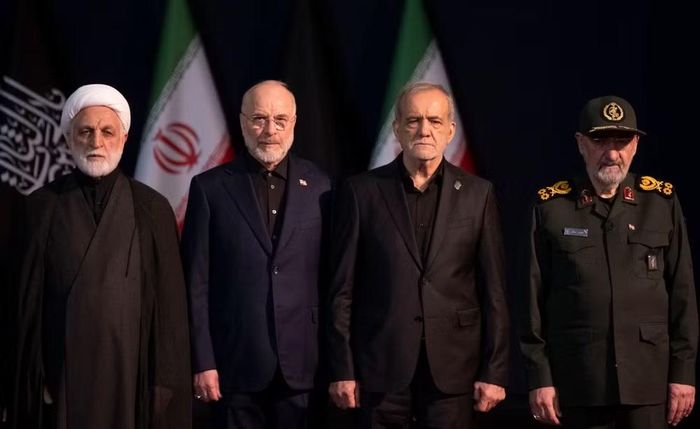 Đến nay, giới chức Iran chưa phản hồi trực tiếp tuyên bố của Tổng thống Mỹ.