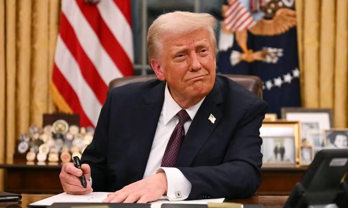 Những tuyên bố từ phía Iran được đưa ra sau khi Tổng thống Mỹ Donald Trump cho biết Washington đang trao cho Tehran "cơ hội cuối cùng" để ký một "văn kiện tốt" trước khi Mỹ áp dụng các biện pháp cứng rắn hơn.