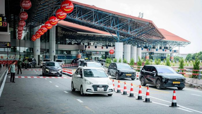 Cảng hàng không quốc tế Nội Bài khuyến cáo hành khách chủ động theo dõi sơ đồ phân luồng trong thời gian đầu áp dụng phương án mới. Ảnh: NIA.