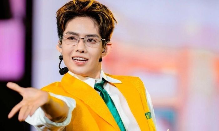 Dillan Hoàng Phan từng được săn đón ở Anh trai "say hi" mùa 2. Ảnh: NSX.