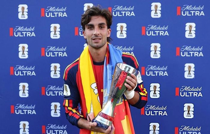 Ferran Torres lọt tầm ngắm của PSG sau World Cup 2026
